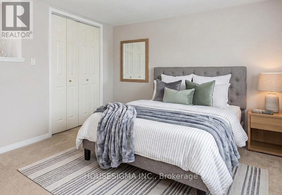Detached at 8892 BEACHWOOD ROAD, Wasaga Beach