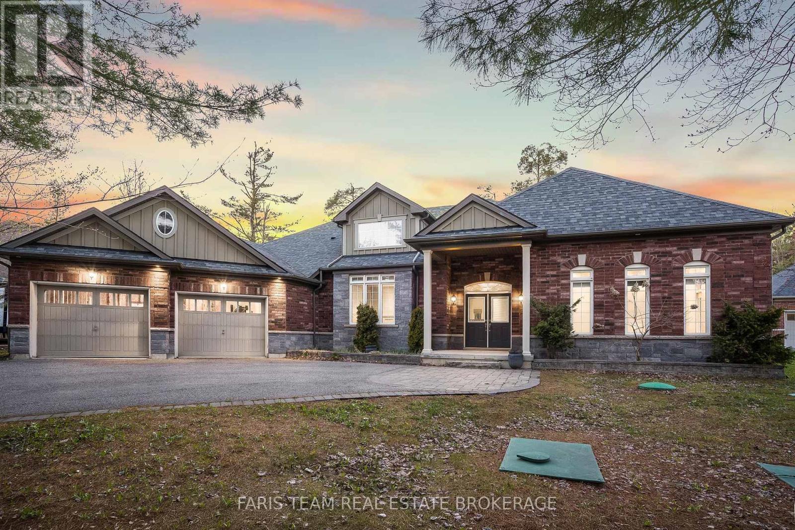 Detached at 4 DIAMOND VALLEY DRIVE, Oro-Medonte (Sugarbush)