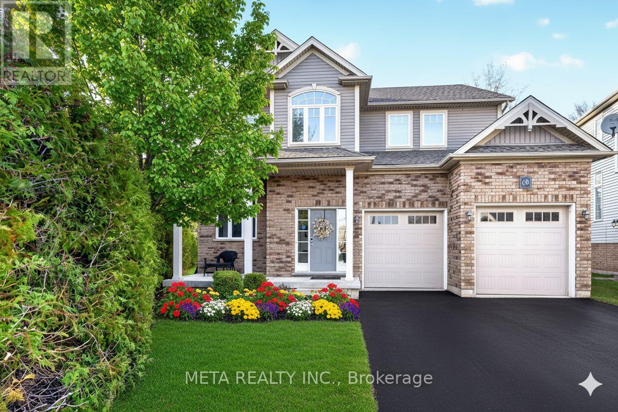 Detached at 19 MCKEAN CRESCENT, Collingwood