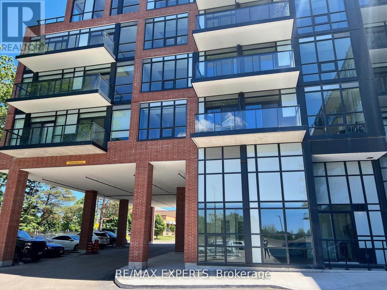 Apartment at 605 - 681 YONGE STREET, Barrie (Painswick South)