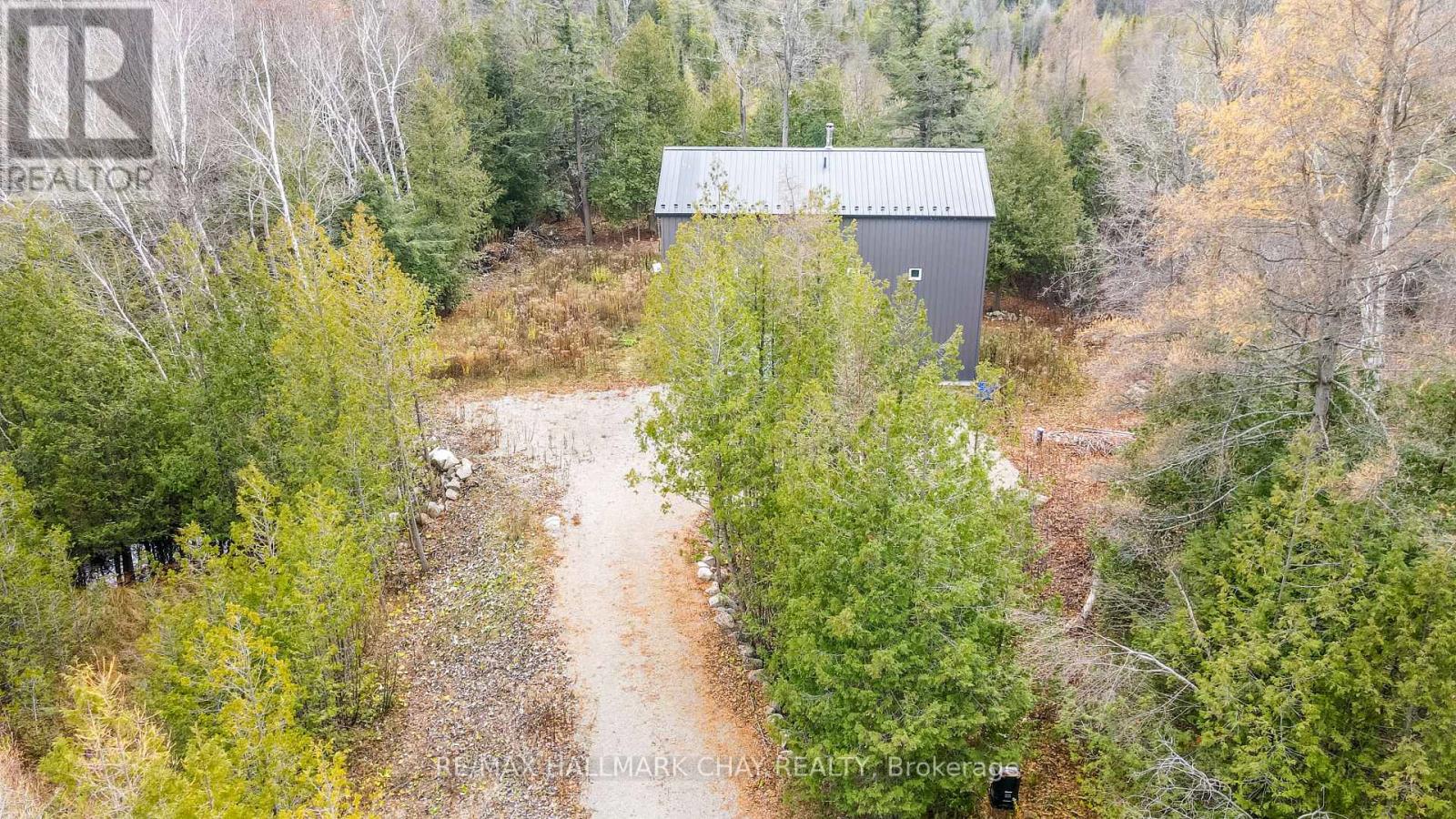 Detached at 2576 CHAMPLAIN ROAD, Tiny