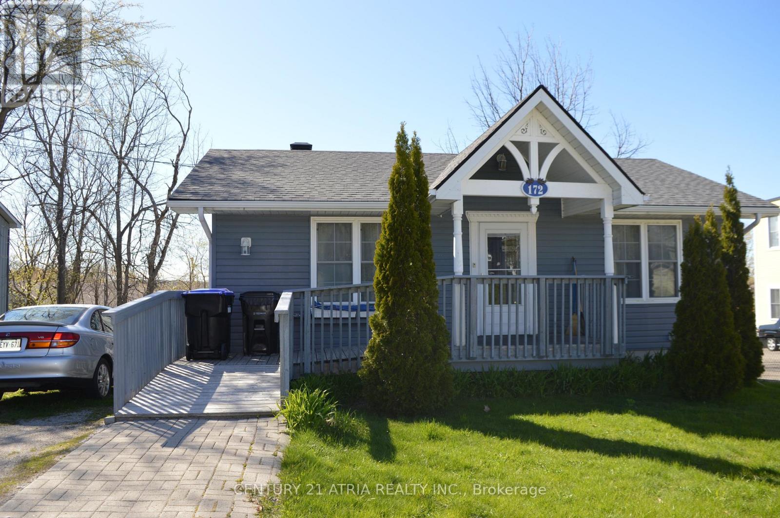 Detached at 172 WILLIAM STREET, Tay