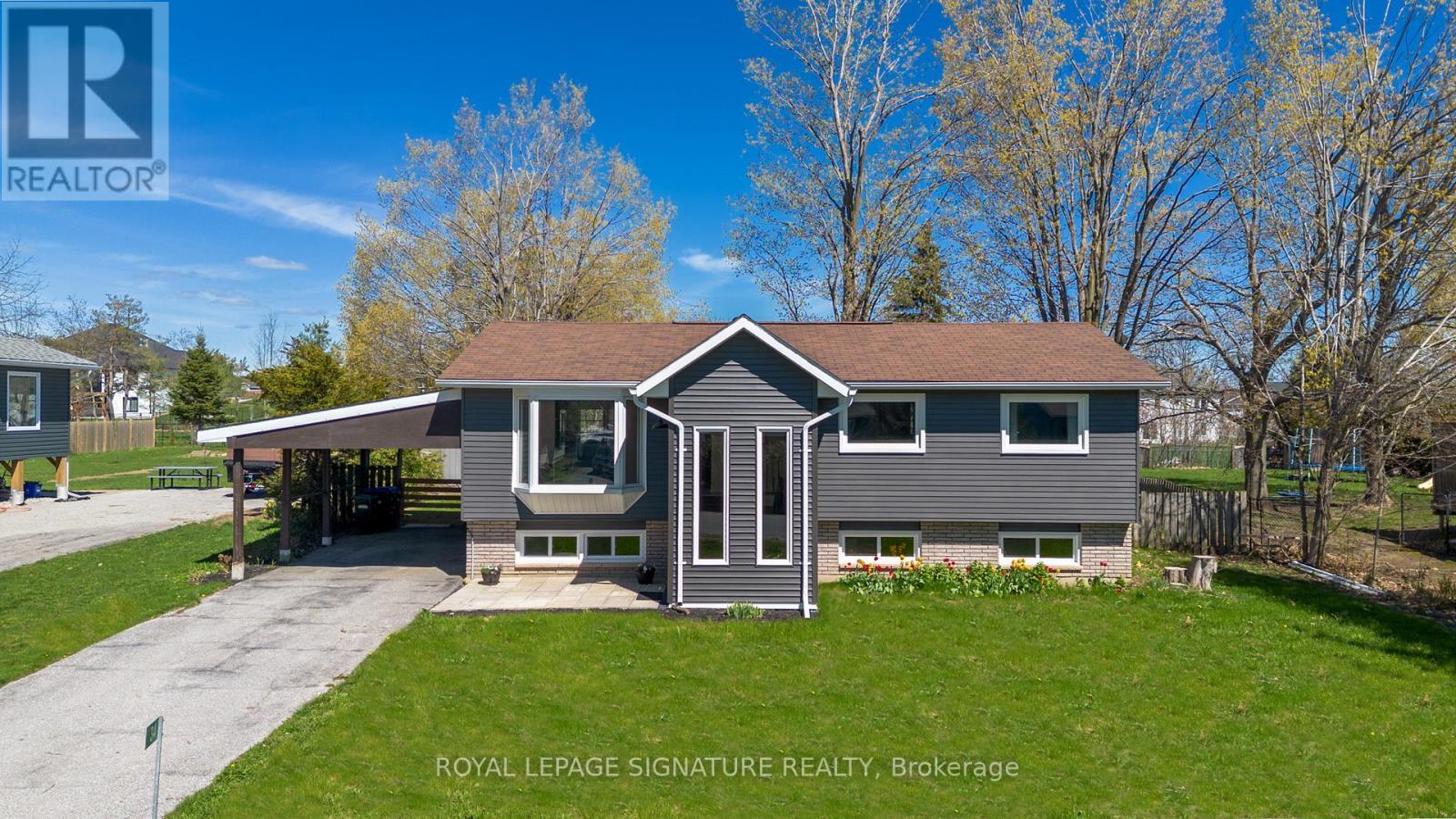 Detached at 34 CHAMPLAIN CRESCENT, Oro-Medonte (Warminster)