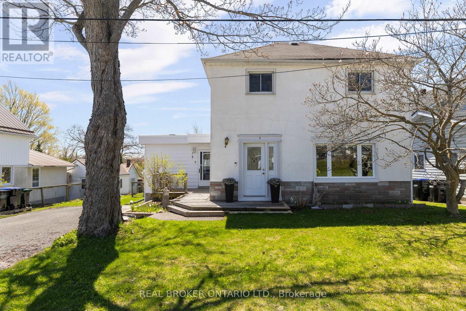 Detached at 6 LUCY STREET, Penetanguishene