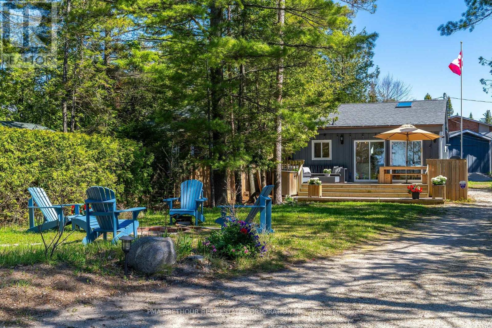 Detached at 282 COASTLINE DRIVE, Wasaga Beach