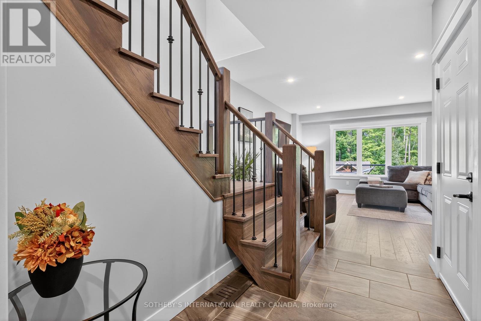 Detached at 73 WOZNIAK ROAD, Penetanguishene