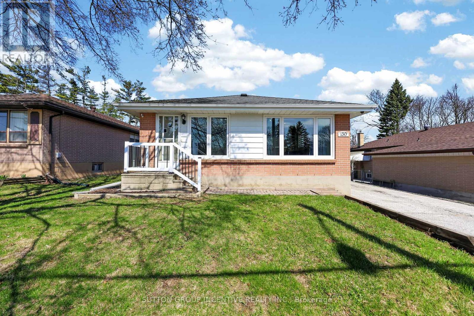 Multiplex at 130 GROVE STREET E, Barrie (Wellington)