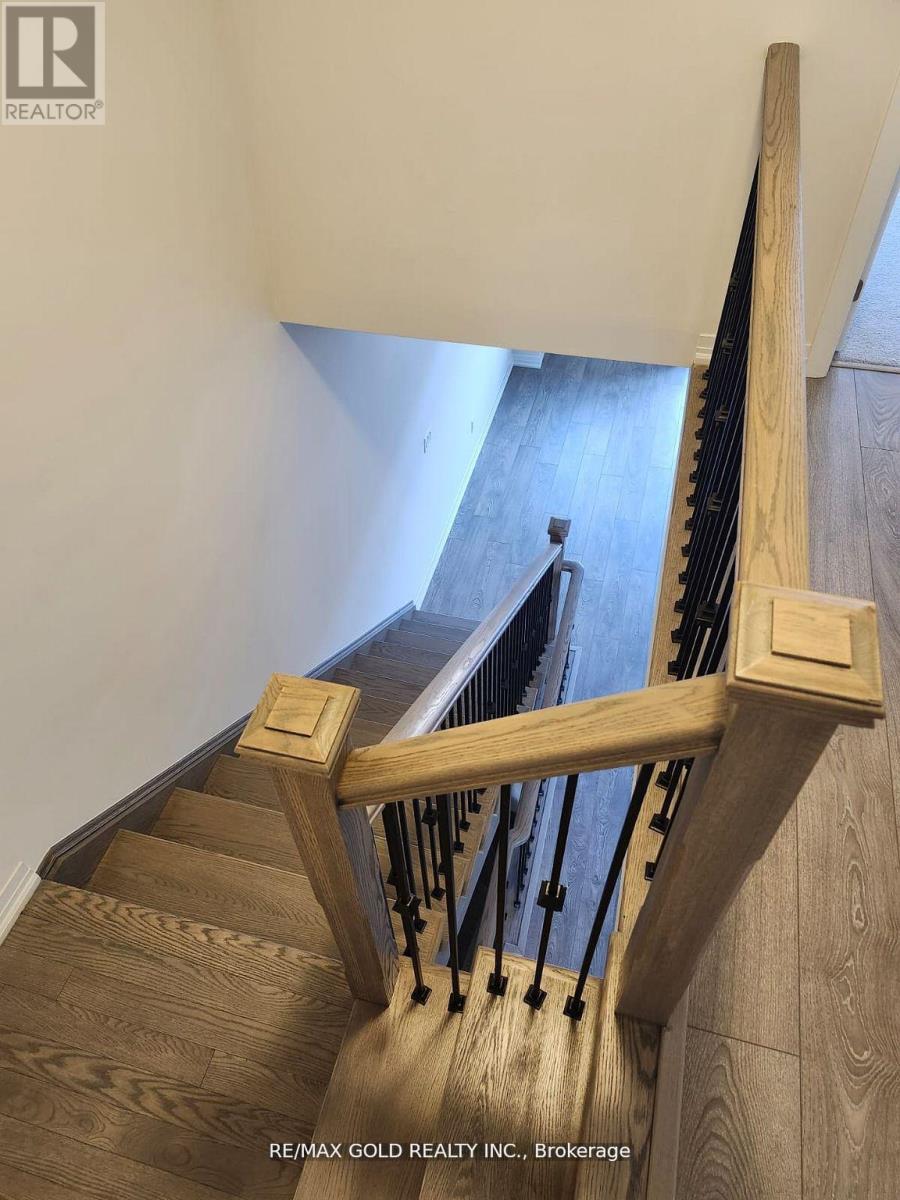 Townhouse at 29 CHERRY HILL LANE, Barrie