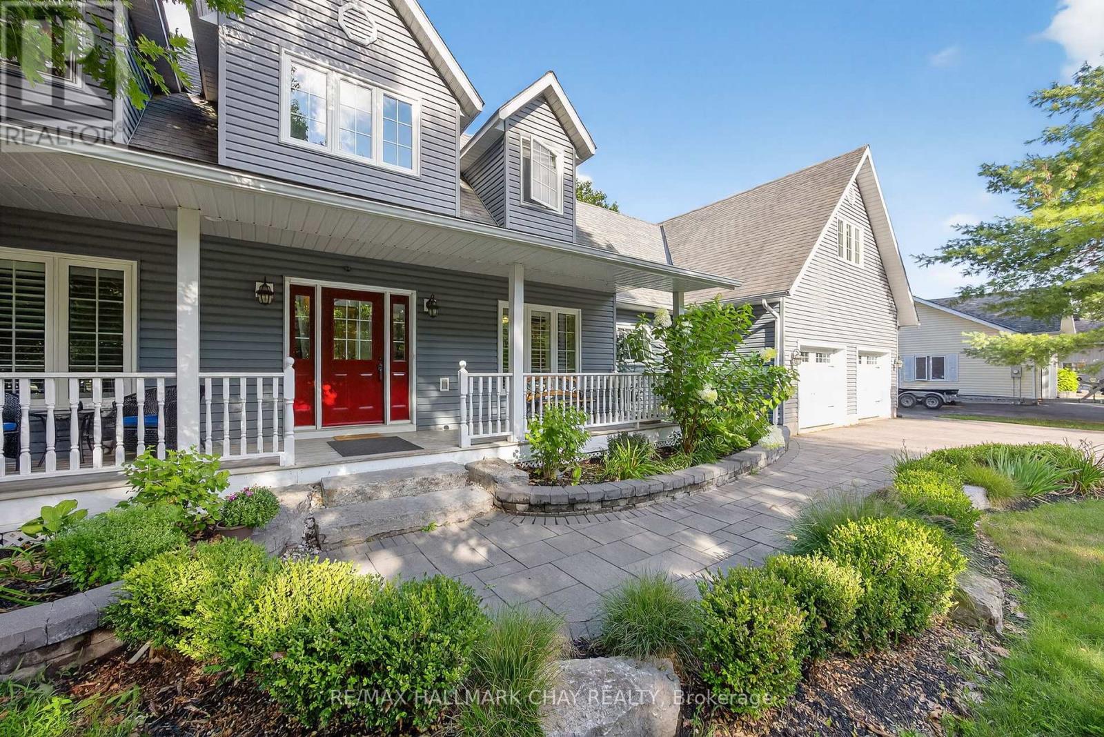 Detached at 51 MARY JANE ROAD, Tiny