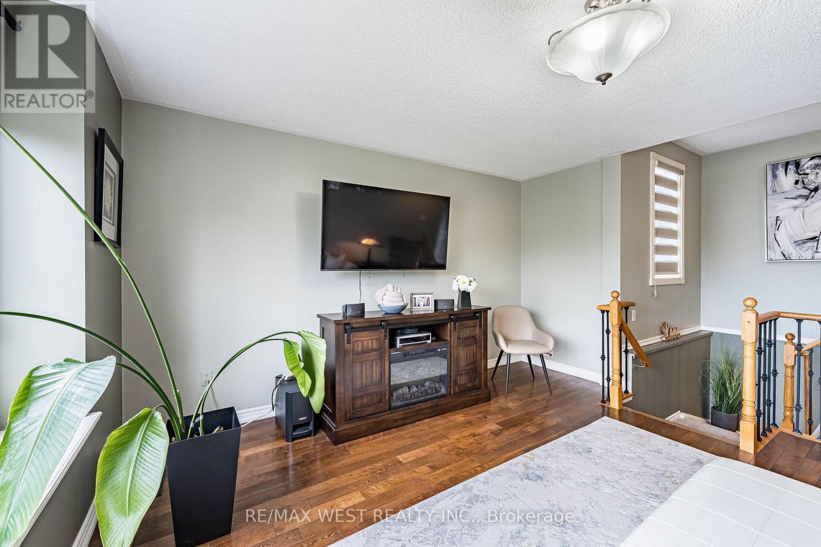 Detached at 5 MOIR CRESCENT, Barrie