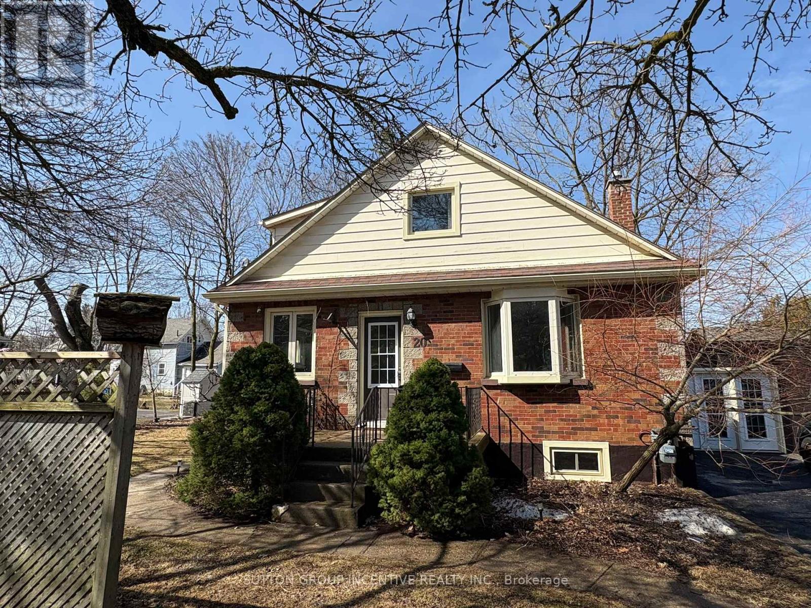 Multiplex at MAIN - 20 BAYVIEW DRIVE, Barrie (Allandale)