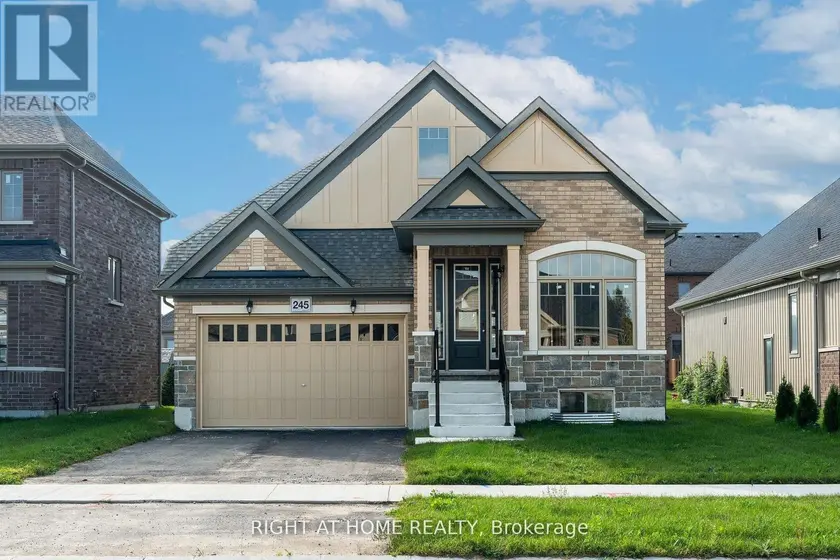 Detached at 245 WILCOX DRIVE, Clearview