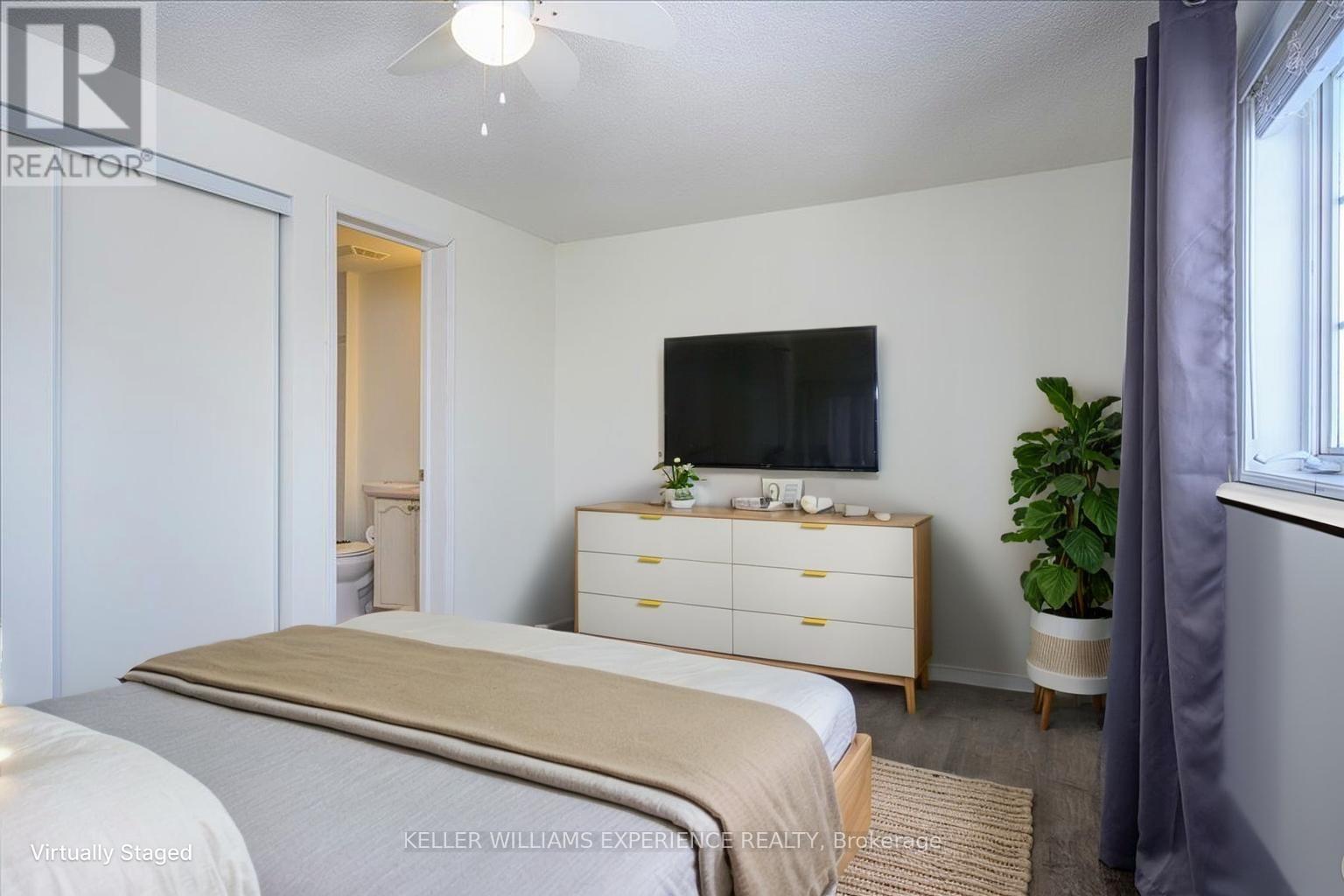 Townhouse at 70 WEYMOUTH ROAD, Barrie