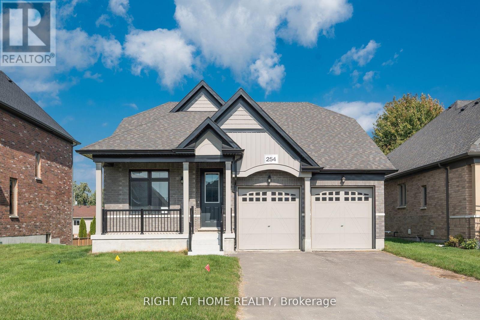 Detached at 254 WILCOX DRIVE, Clearview (Stayner)