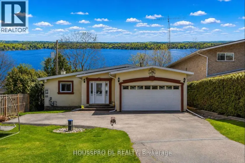 Detached at 2683 LAKESHORE ROAD E, Oro-Medonte