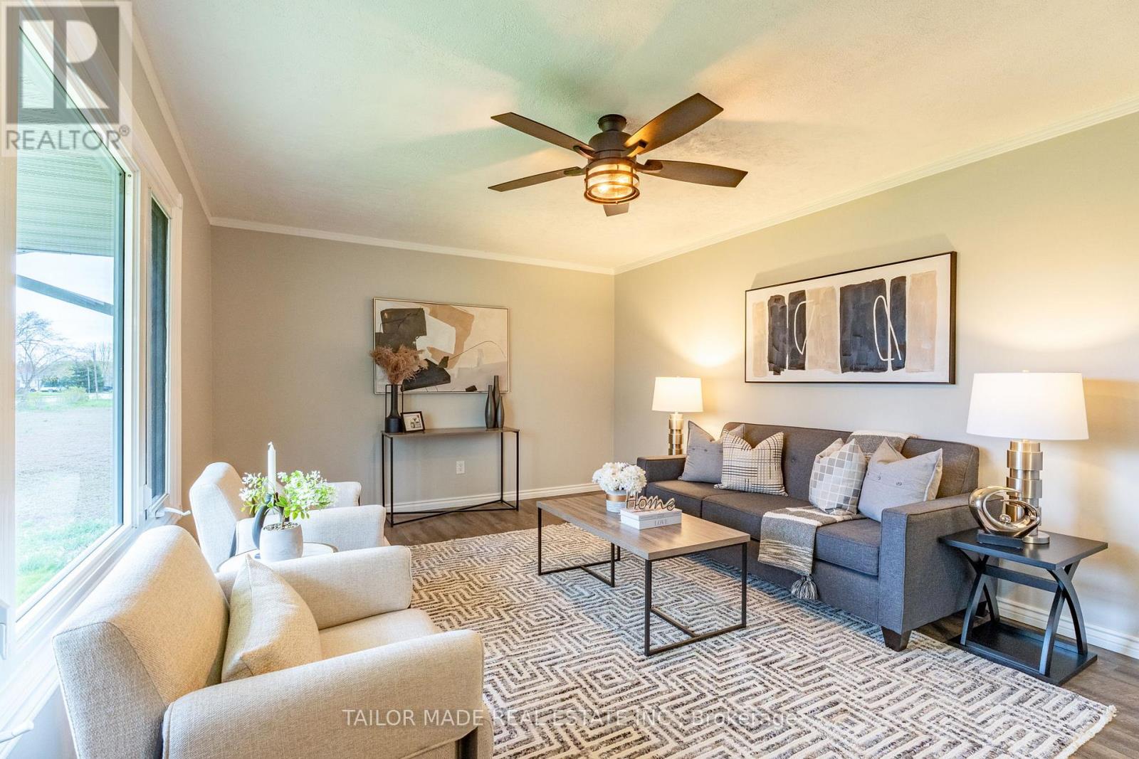 Detached at 61 GEORGE STREET, Clearview