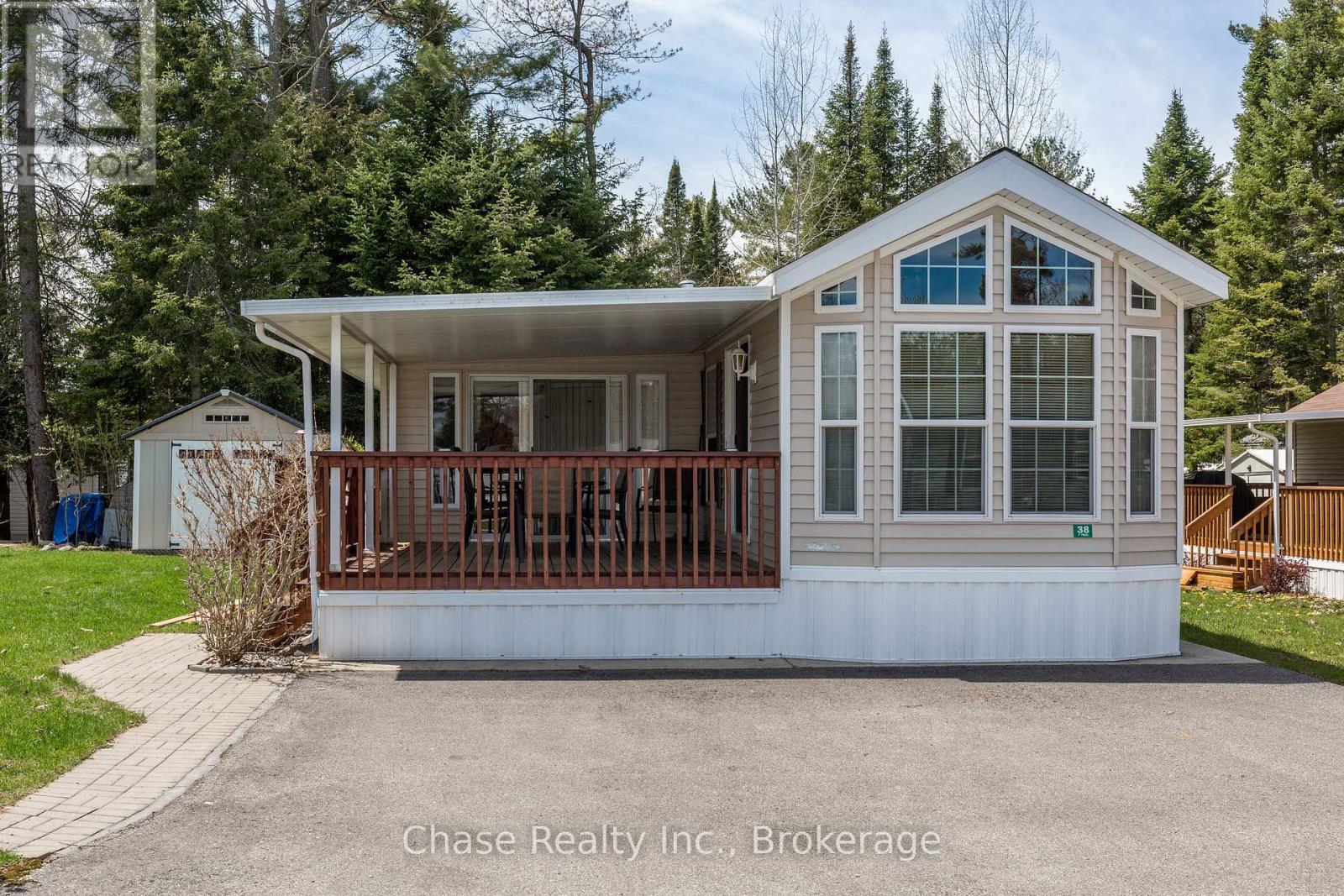 Detached at 38 TEMAGAMI TRAIL, Wasaga Beach