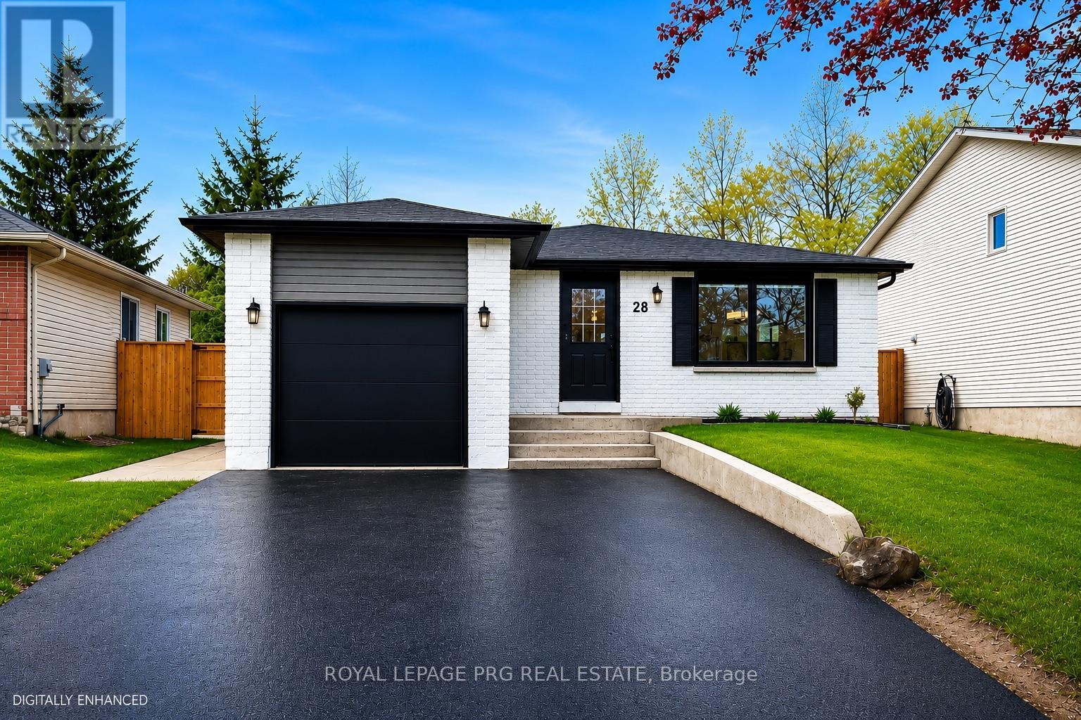 Detached at 26 HICKLING TRAIL, Barrie (Grove East)
