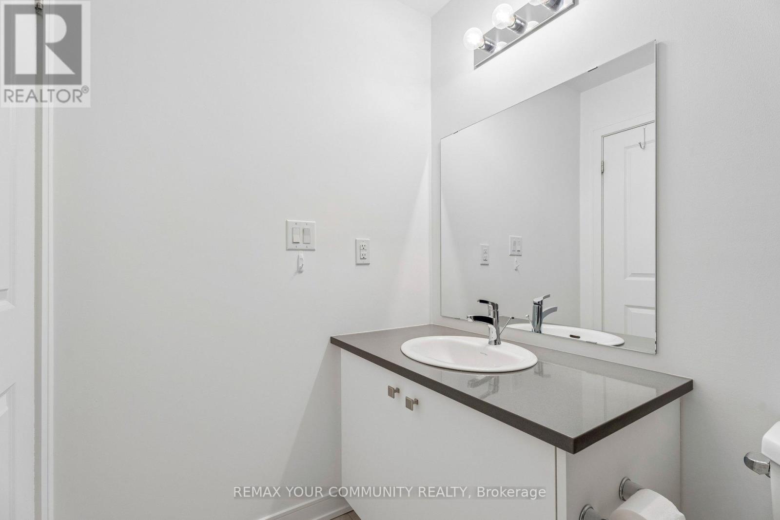 Townhouse at 117 APPLETREE LANE, Barrie