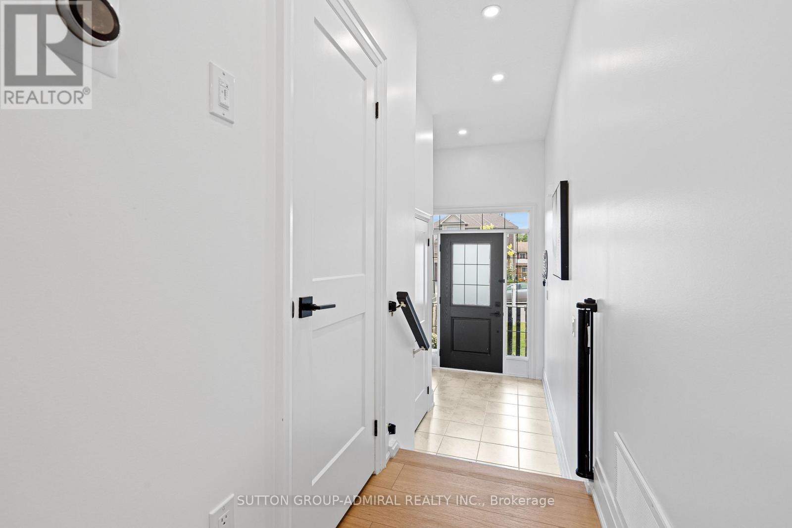 Semi-Detached/Link at 1026 WRIGHT DRIVE, Midland