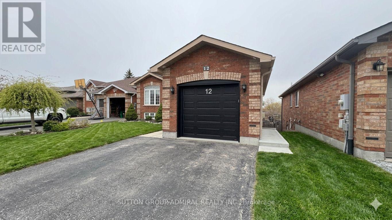 Detached at LOWER - 12 REVELSTOKE COURT, Barrie (Holly)