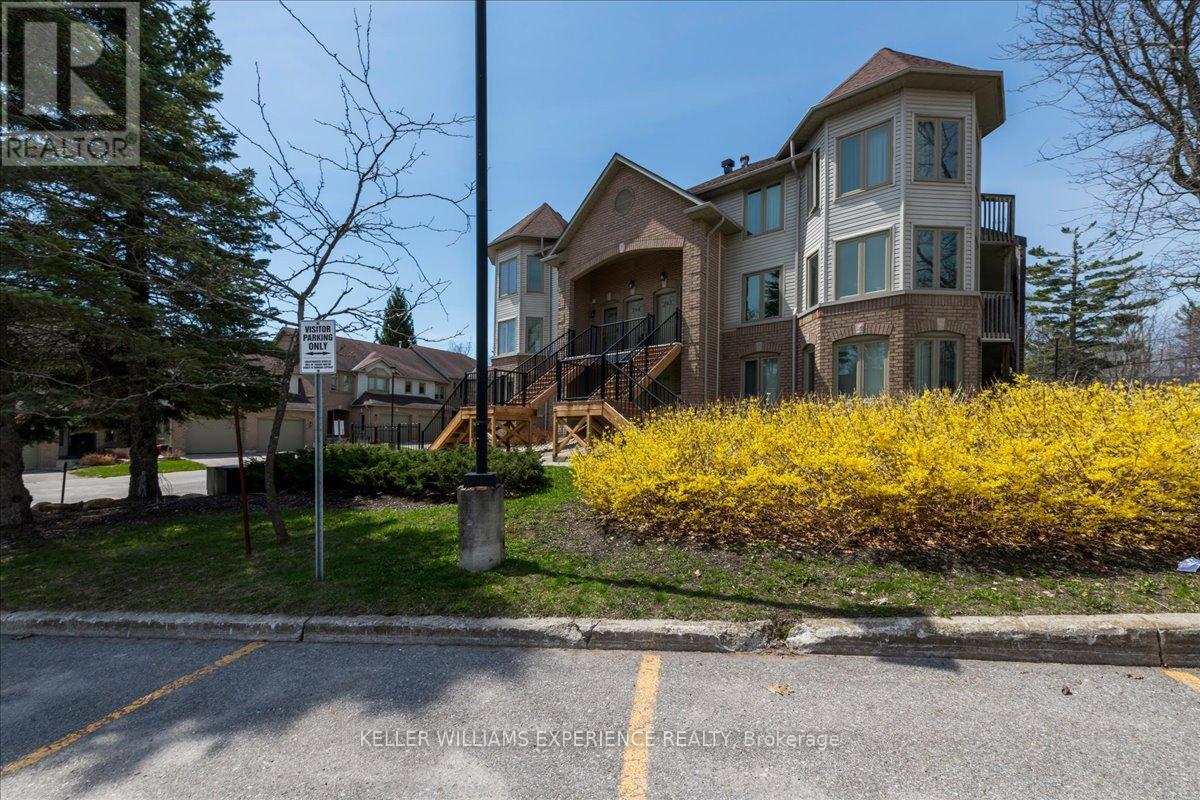 Apartment at 204 - 492 LACLIE STREET, Orillia