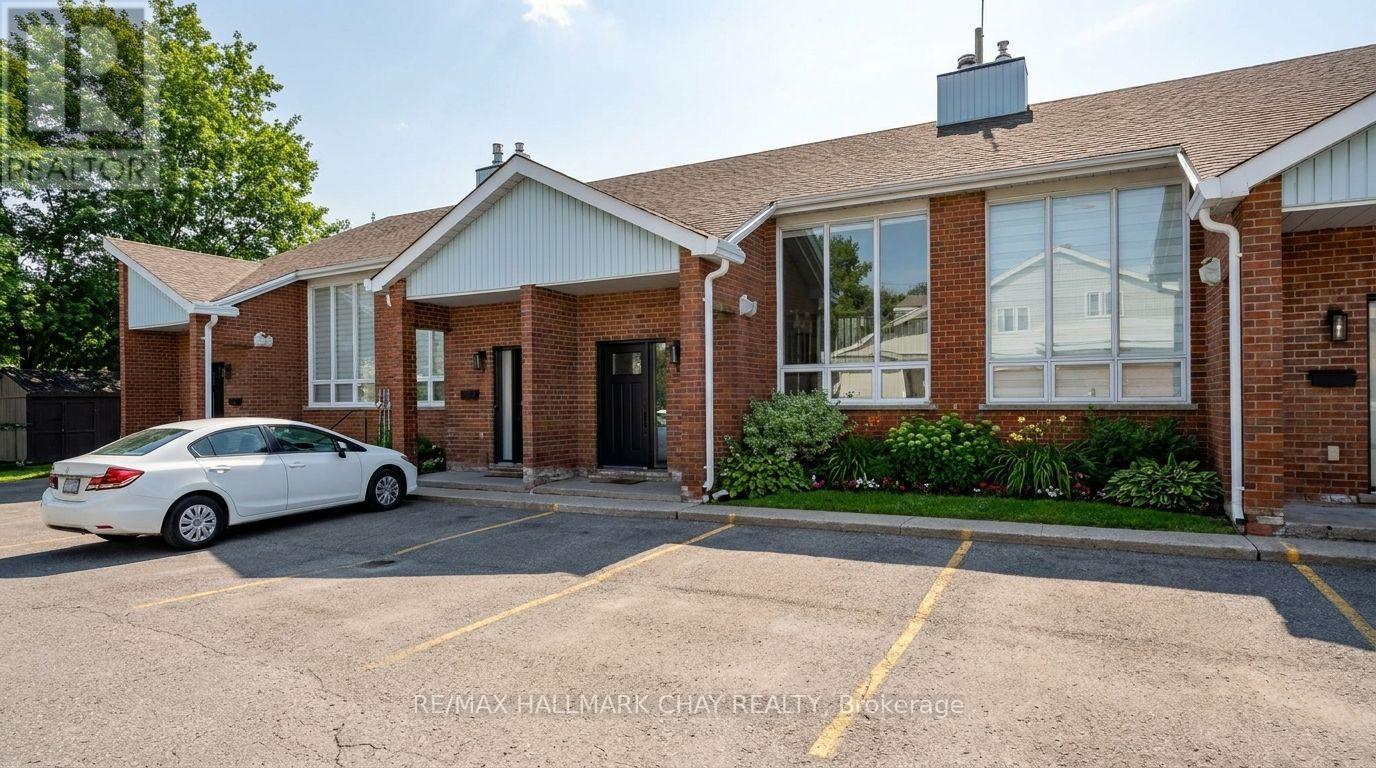 Townhouse at 3 - 355 BLAKE STREET, Barrie (North Shore)