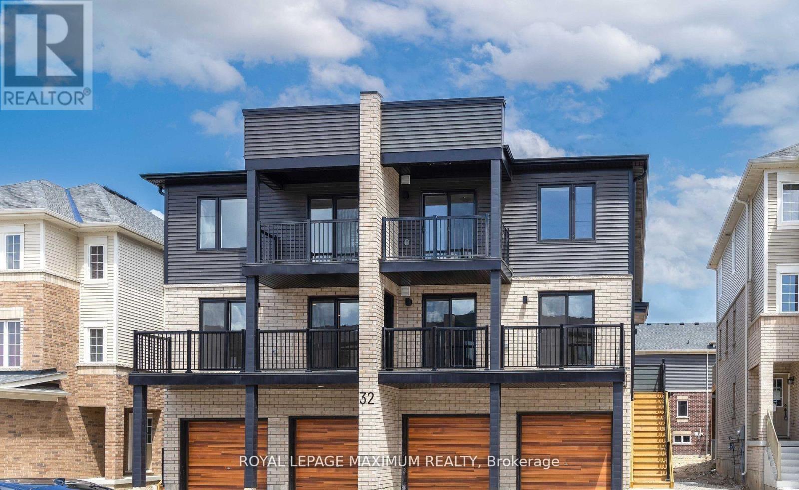 Townhouse at 4 - 32 WAGON LANE, Barrie (Innis-Shore)