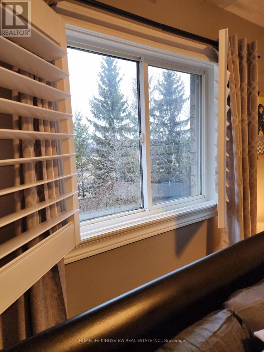 Semi-Detached/Link at 192 SUNDEW DRIVE, Barrie