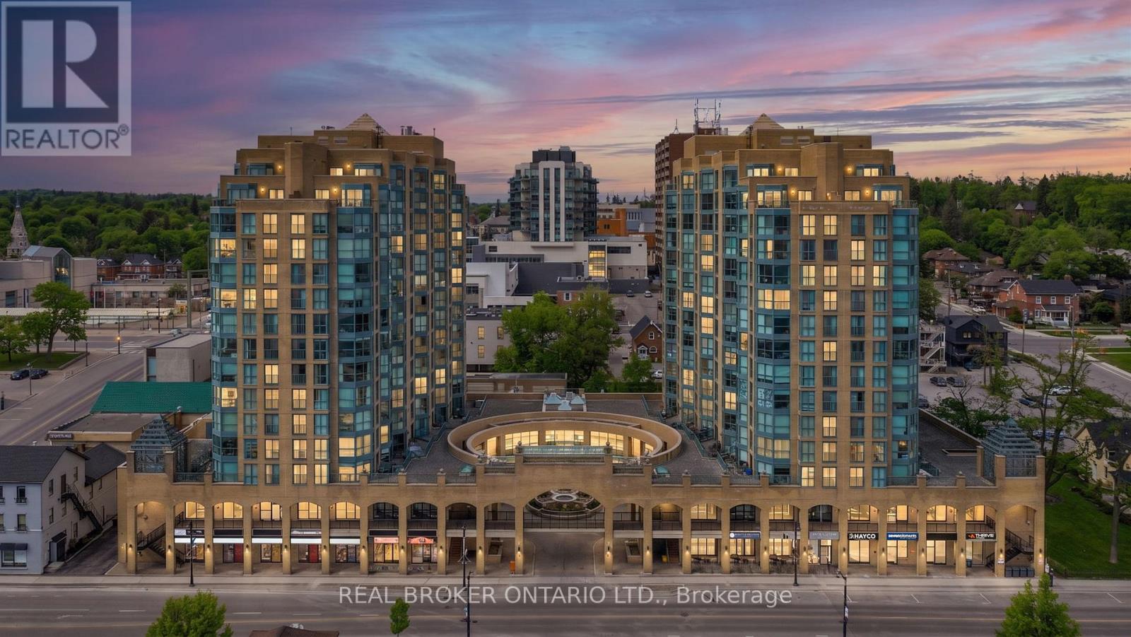 Apartment at 704 - 140 DUNLOP STREET E, Barrie (City Centre)