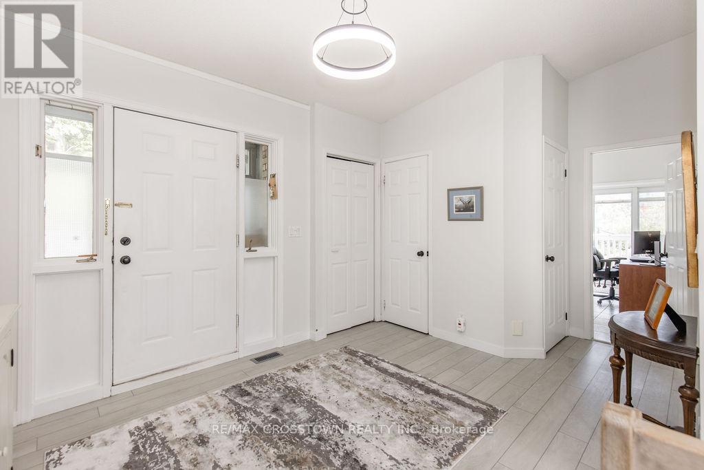 Detached at 147 ANNE STREET N, Barrie