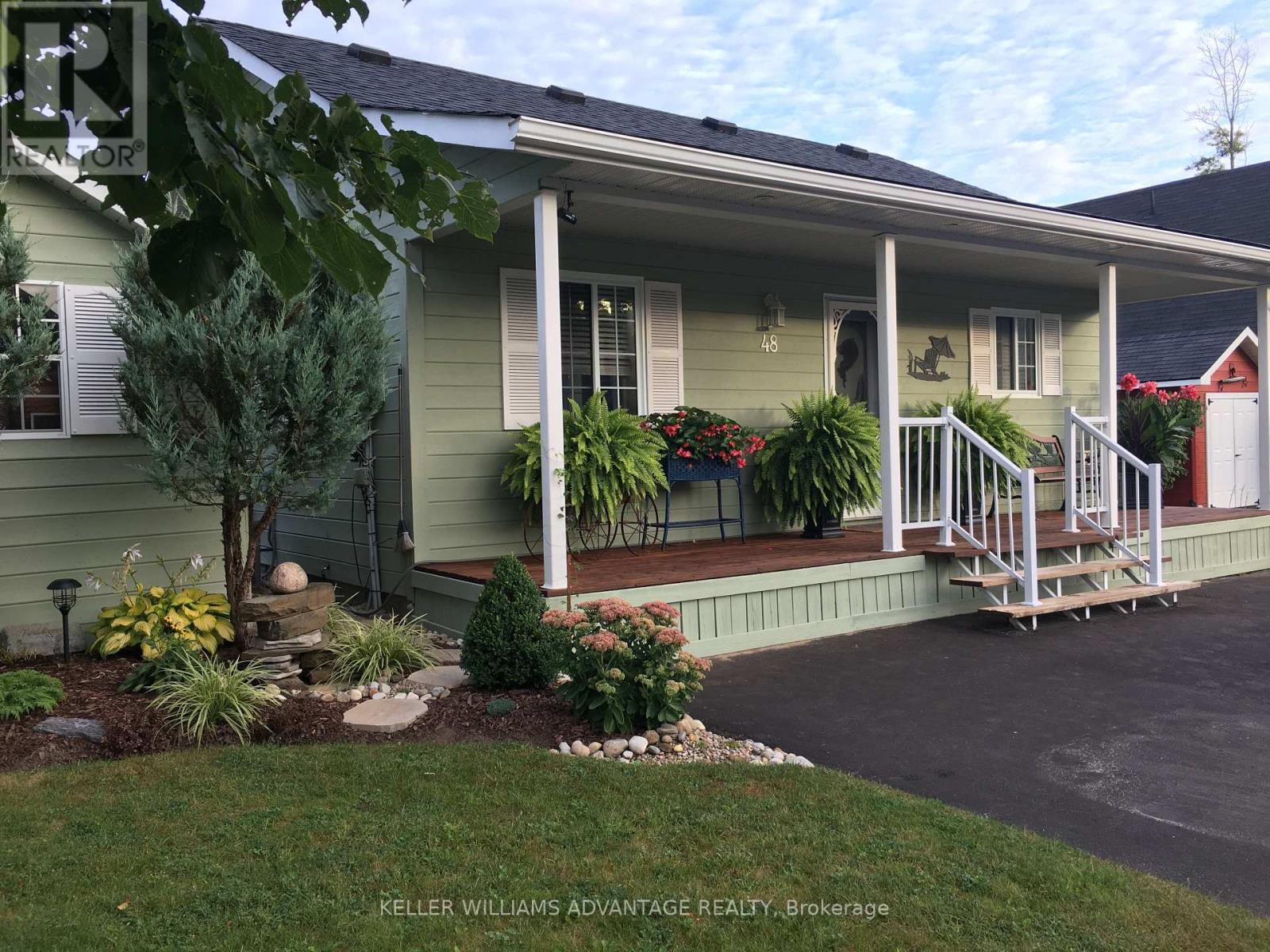 Detached at 48 MADAWASKA TRAIL, Wasaga Beach