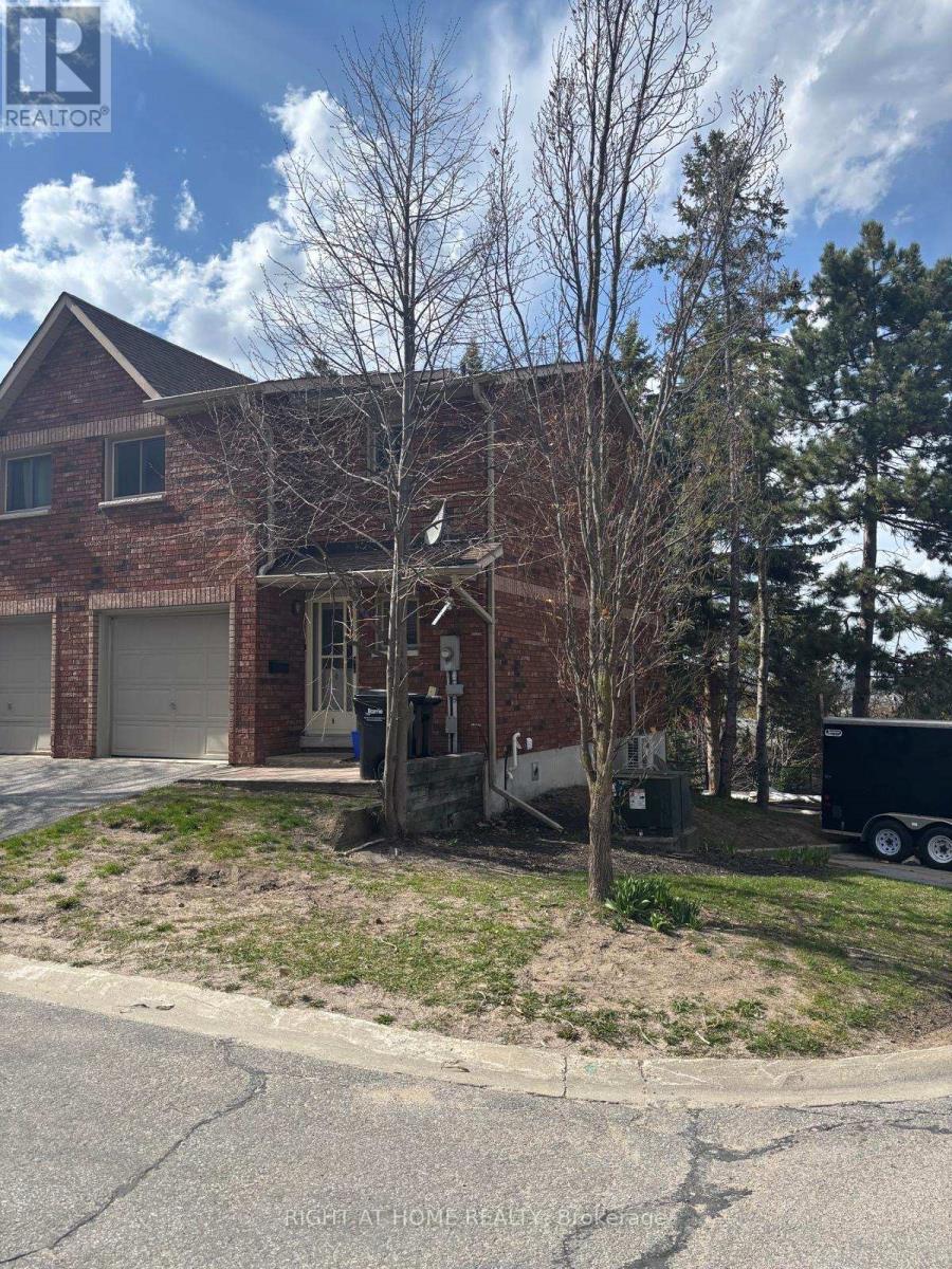 Townhouse at UNIT 2 - 9 QUAIL CRESCENT, Barrie (Ardagh)