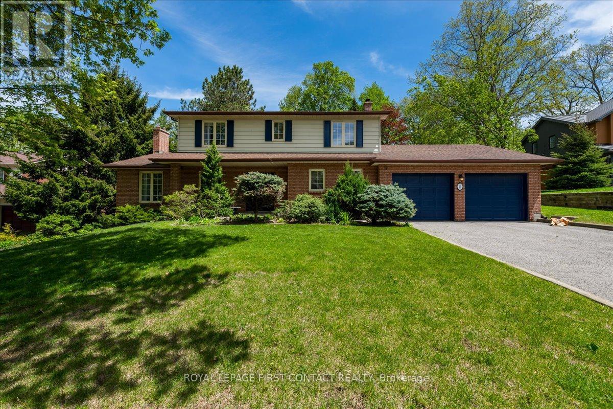 Detached at 11 FORESTWOOD LANE, Barrie (South Shore)