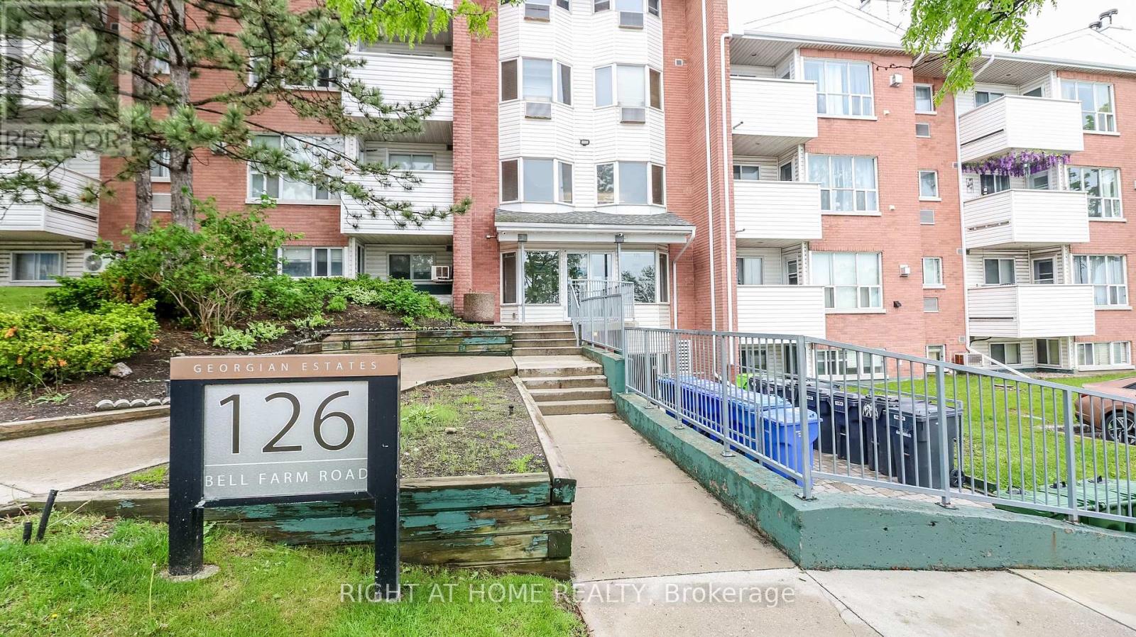 Apartment at 113 - 126 BELL FARM ROAD, Barrie (Alliance)