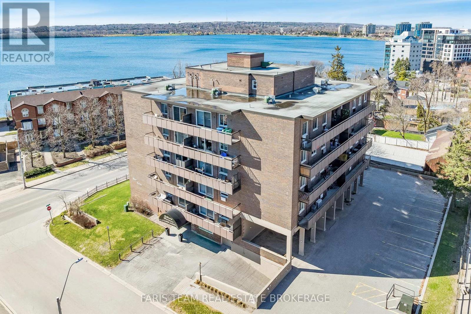Apartment at 48 - 2 ALBERT STREET, Barrie (North Shore)