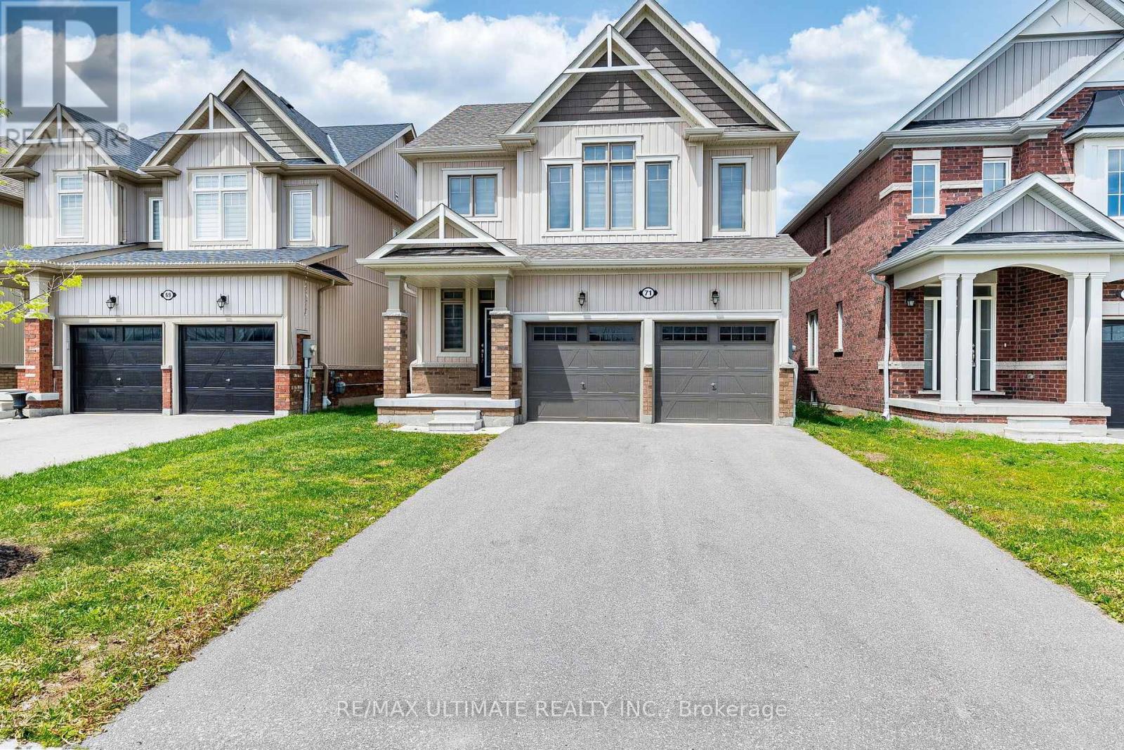 Detached at 71 TRACEY LANE, Collingwood
