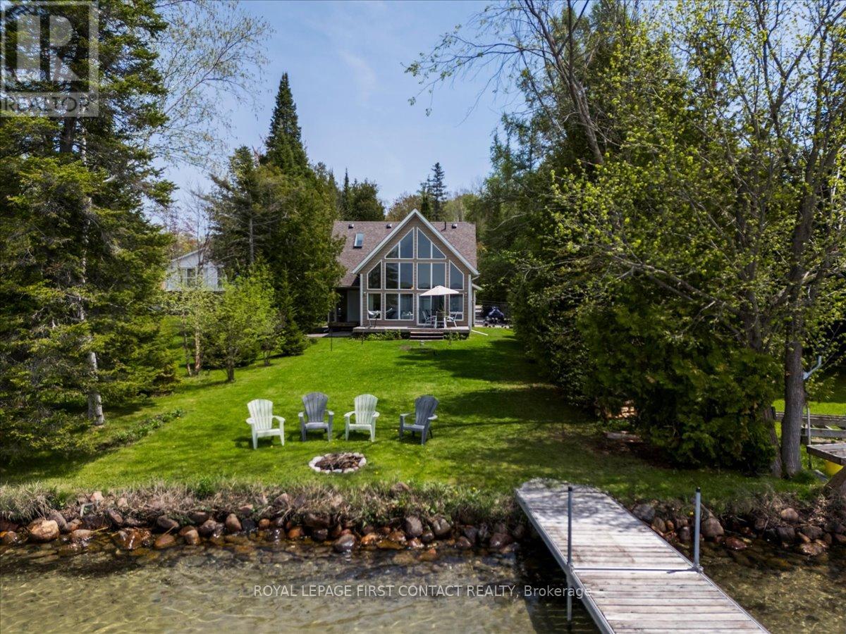 Detached at 10 BUTTERCUP LANE, Springwater