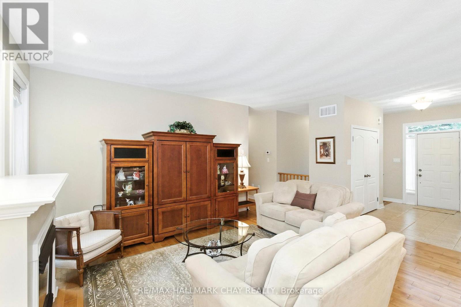 Detached at 32 VALLEYCREST DRIVE, Oro-Medonte