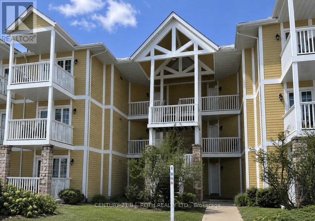 Apartment at 2296-2297 - 90 HIGHLAND DRIVE, Oro-Medonte (Horseshoe Valley)