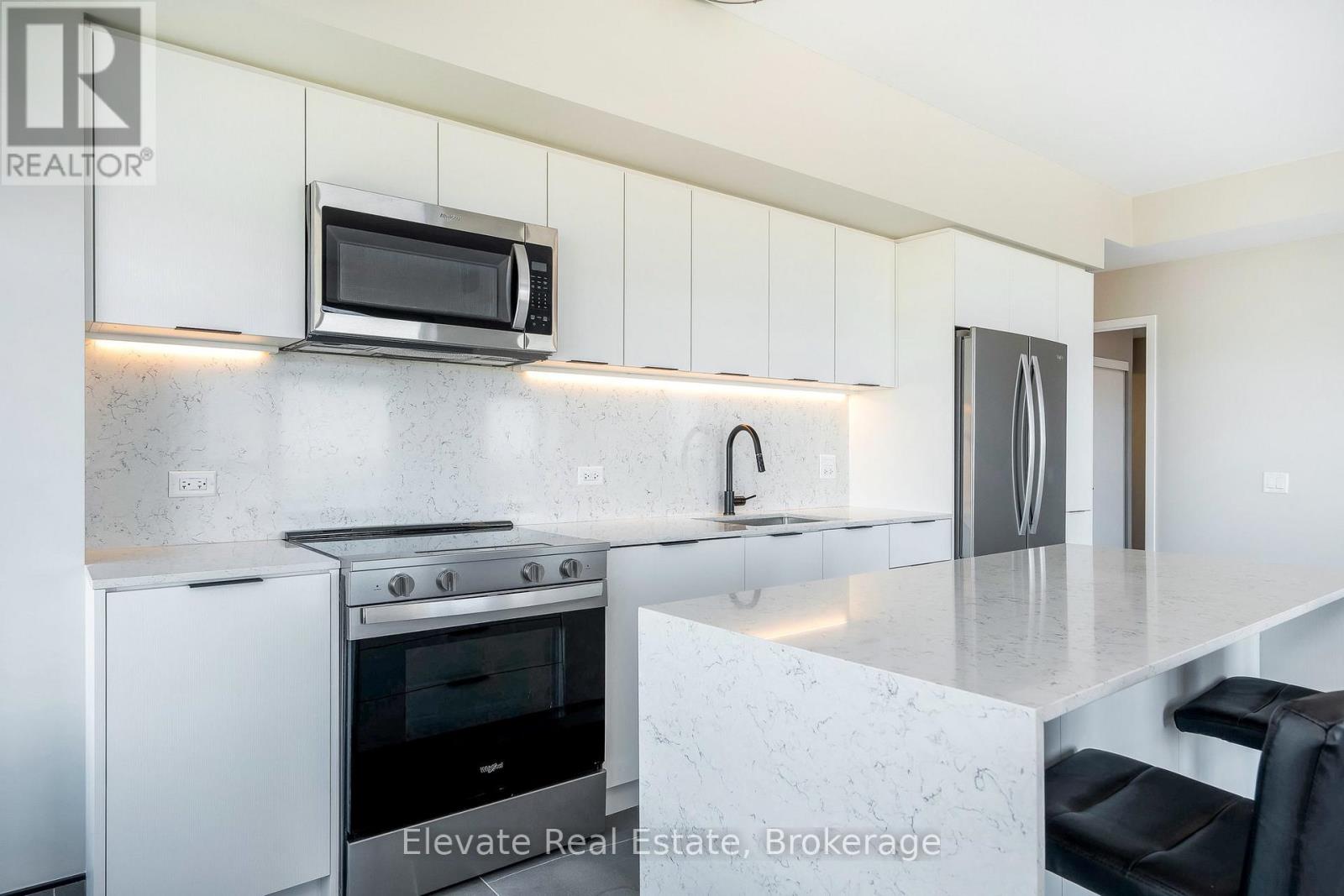 Apartment at 405 - 31 HURON STREET, Collingwood