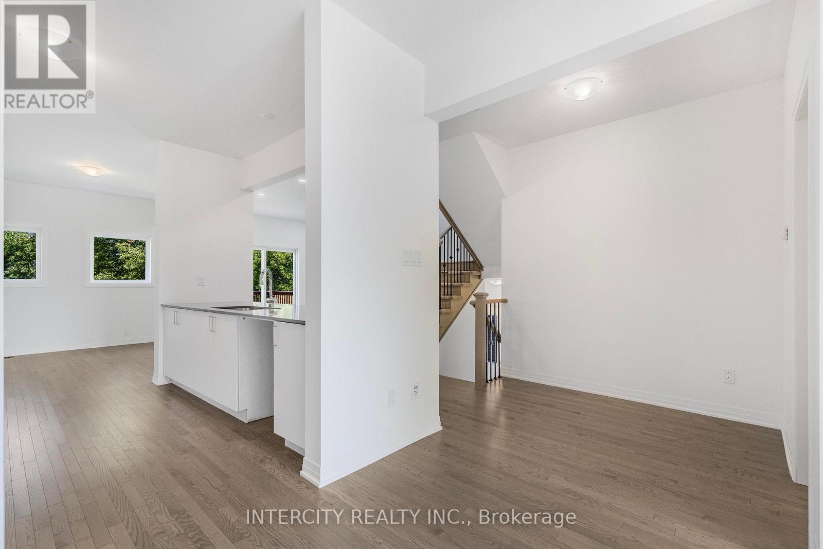 Semi-Detached/Link at 327 QUEBEC STREET, Clearview