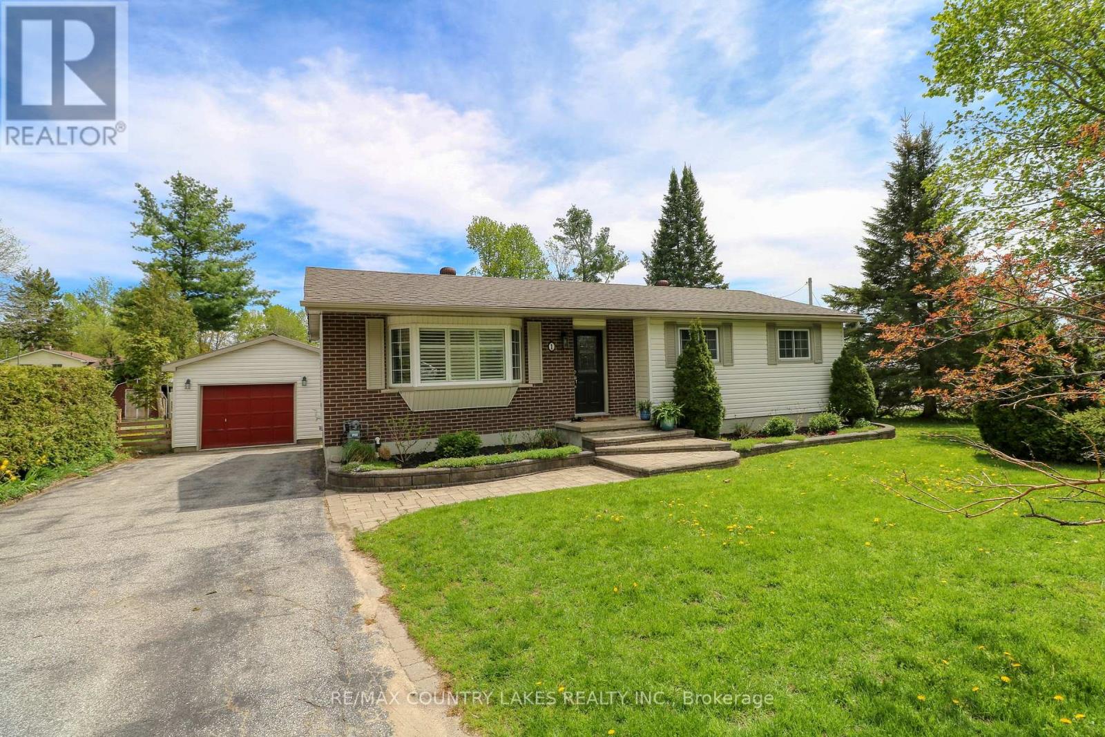 Detached at 1 PRICE DRIVE, Oro-Medonte