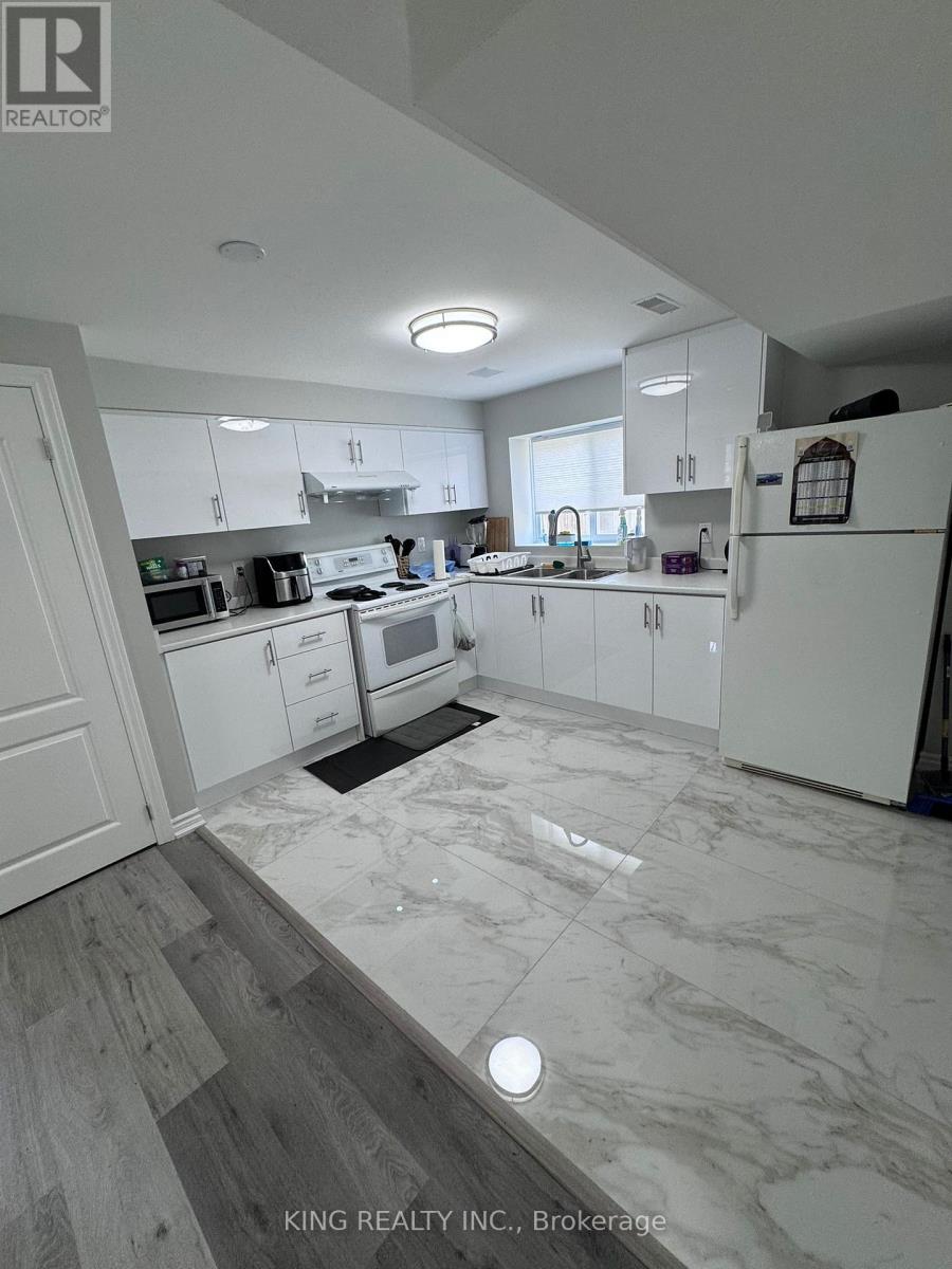 Detached at BASEMENT - 103 BROWNING TRAIL, Barrie