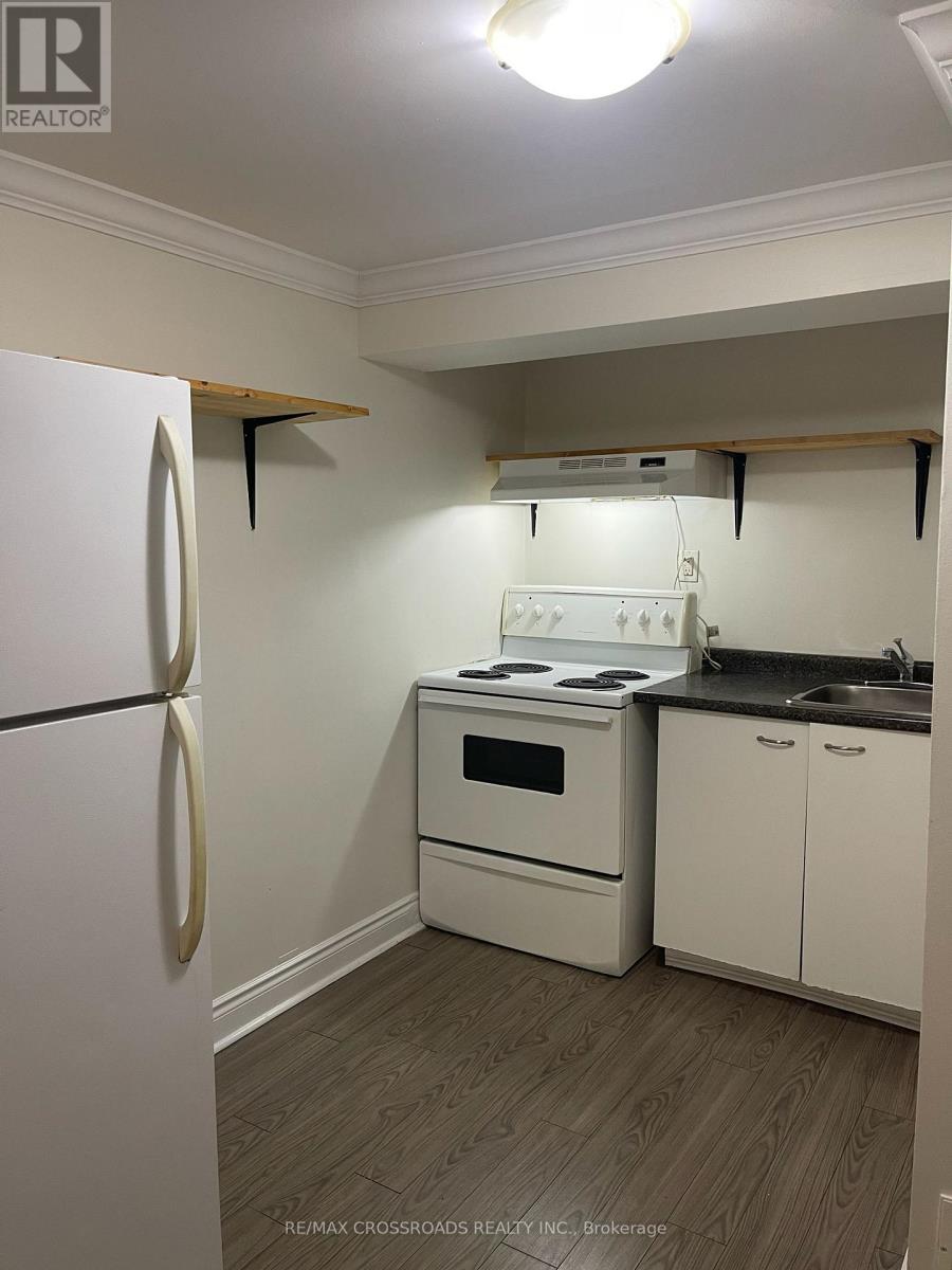 Semi-Detached/Link at 59 CHAUCER CRESCENT, Barrie