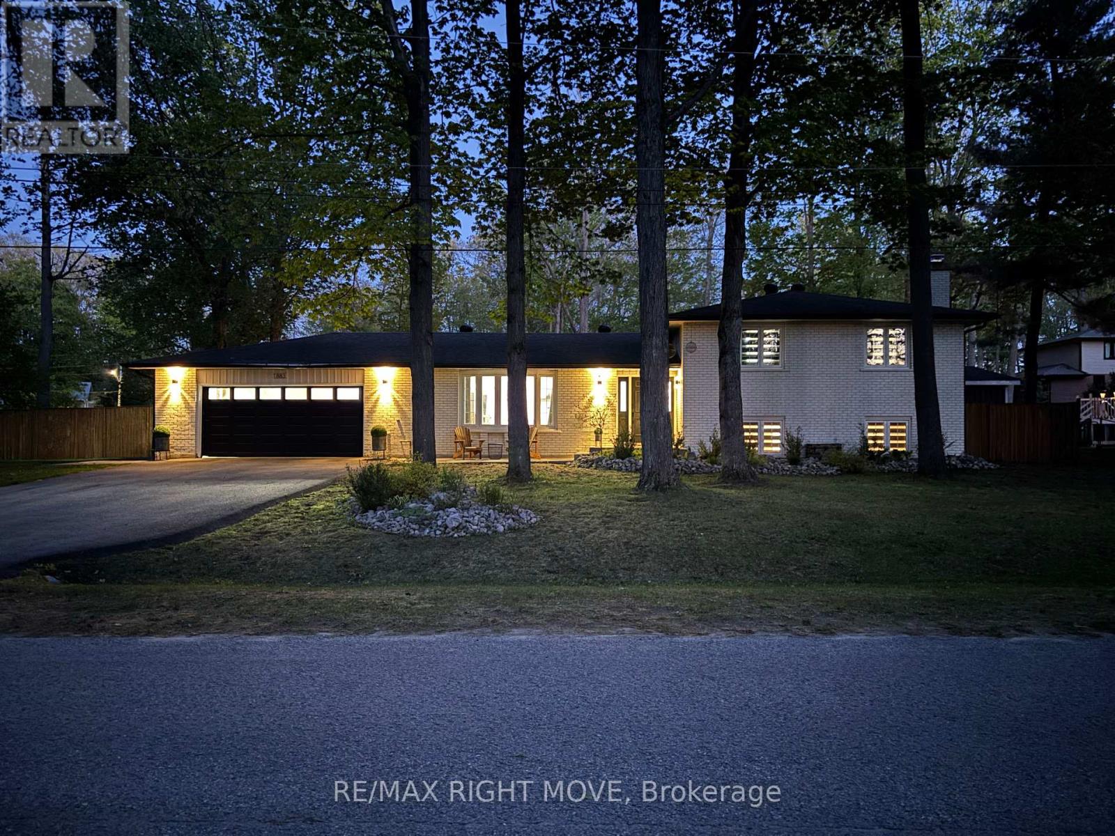 Detached at 1883 GLEN OAK LANE, Severn
