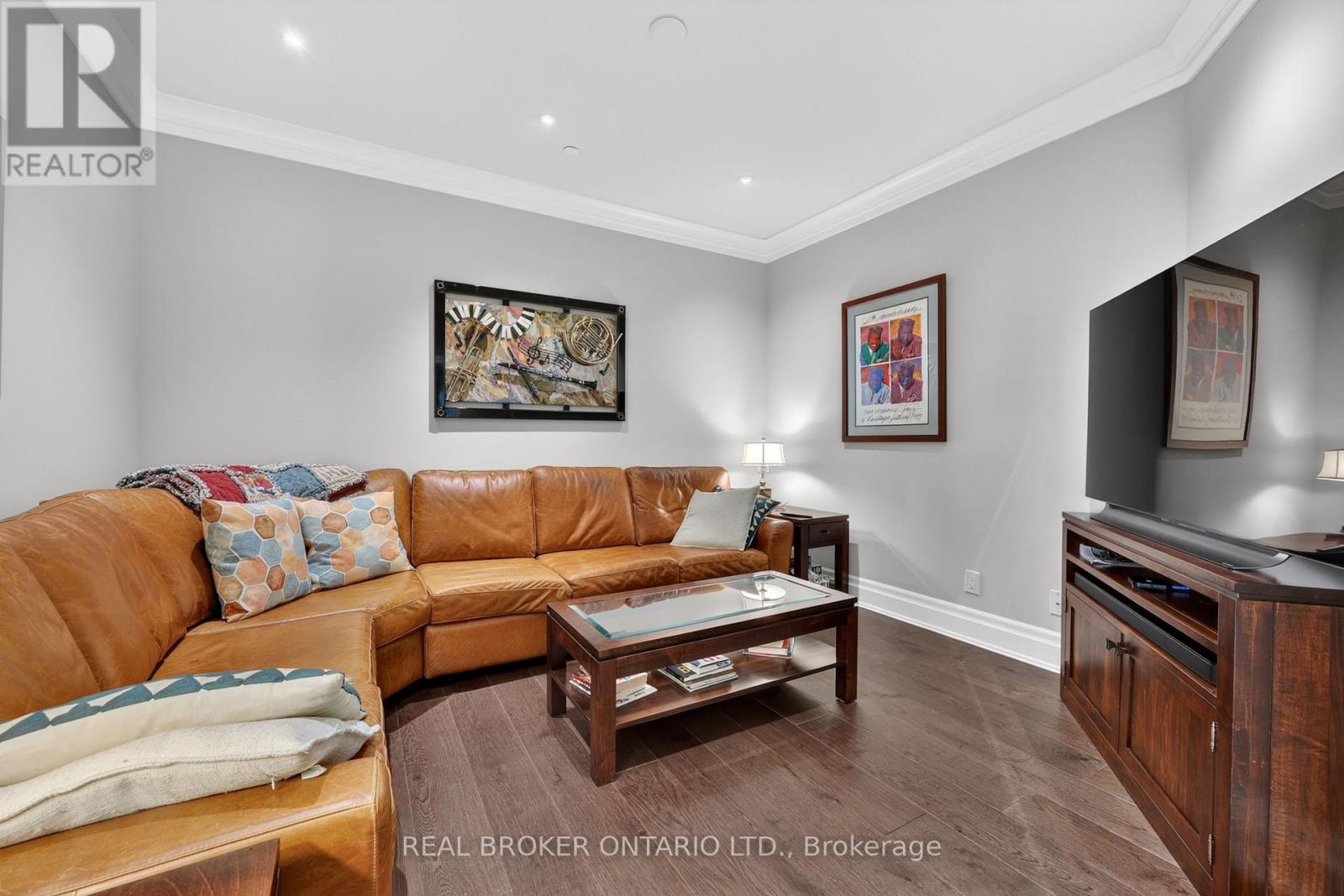 Apartment at 207 - 90 ORCHARD POINT ROAD, Orillia