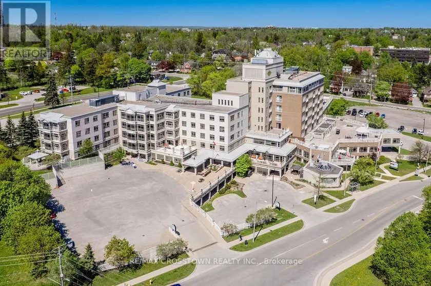 Apartment at 44 - 74 ROSS STREET, Barrie