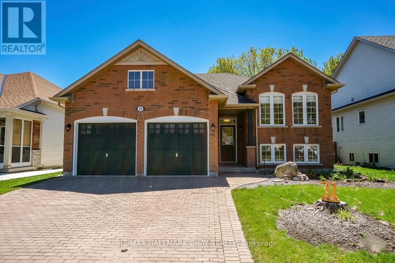 Detached at 31 PRINCESS POINT DRIVE, Wasaga Beach
