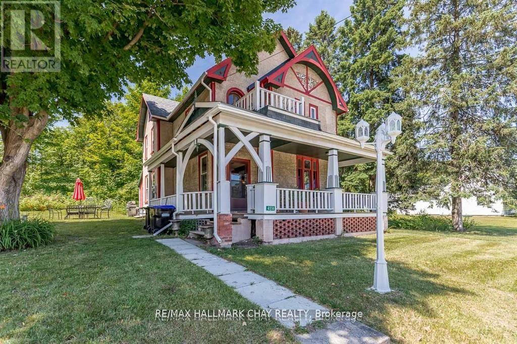 Detached at 4514 PENETANGUISHENE ROAD, Springwater